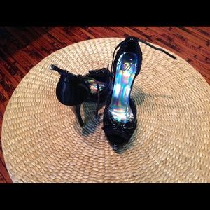 Black Super Flirty High Heels by Delicious